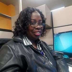 Meet your Posher, Deedee